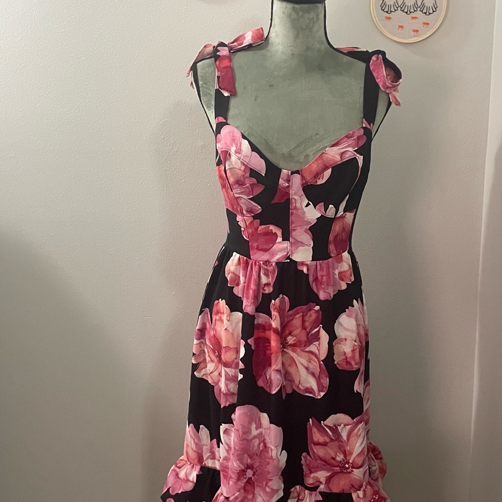 Sofia by Sofia Vergara Pink Floral Midi Dress